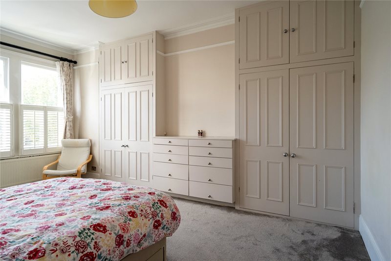 Hollingbourne Road, London, SE24