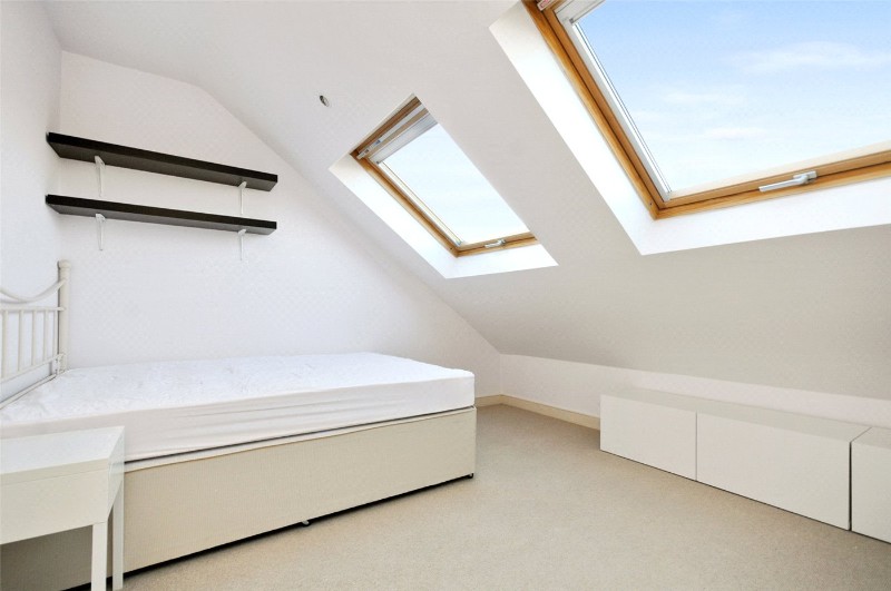 Ormiston Grove, London, W12