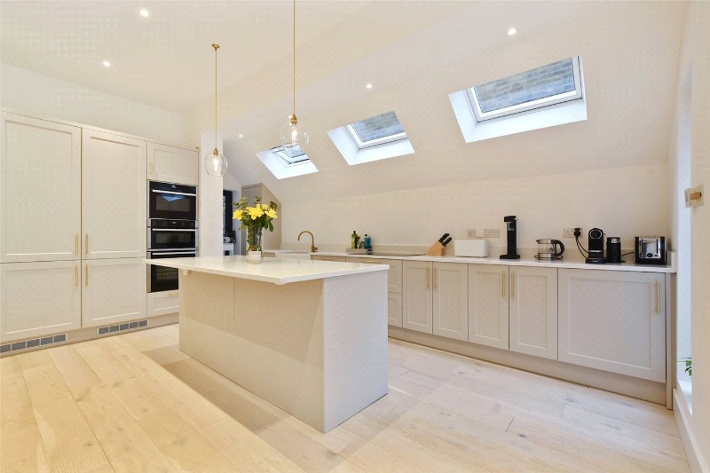 Bathurst Gardens, London, NW10