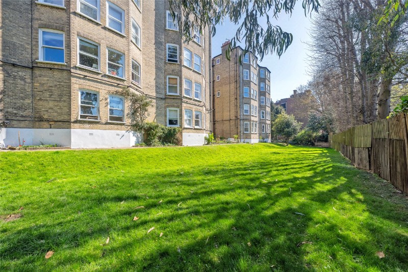 Dunrobin Court, 389 Finchley Road, London, NW3
