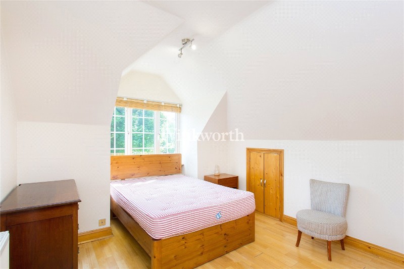 Woodlands, London, NW11