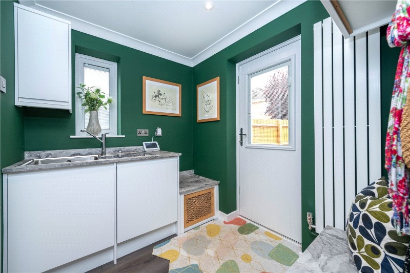 Chatsworth Close, Market Deeping, Peterborough, Lincolnshire, PE6