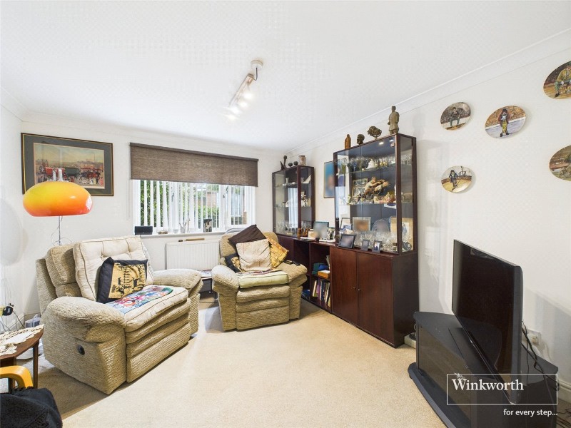 Regency Crescent, Hendon, London, NW4