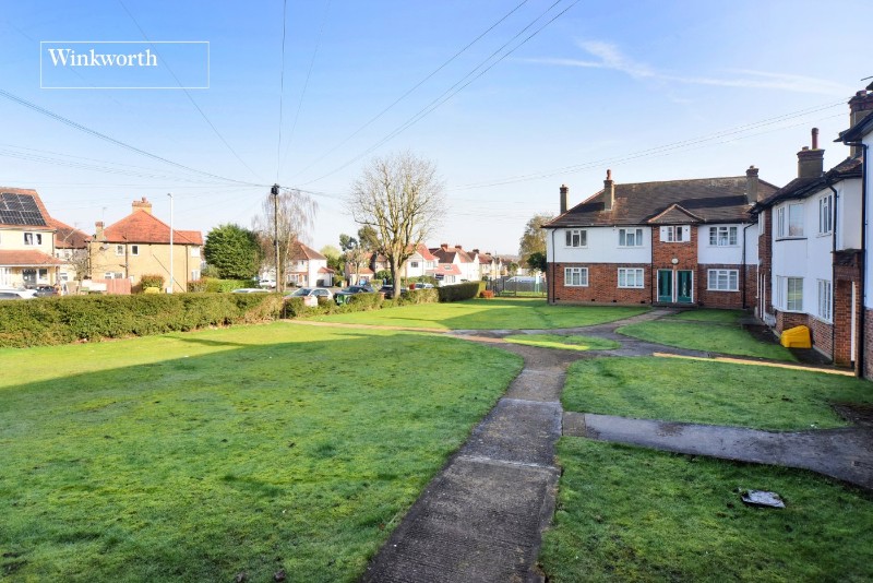 The Maisonettes, Alberta Avenue, Cheam, Sutton, SM1