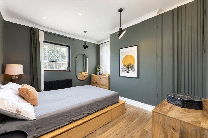 West Hill, London, SW15