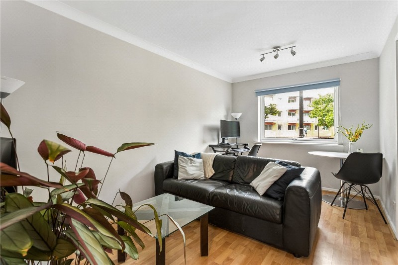 Tinniswood Close, London, N5