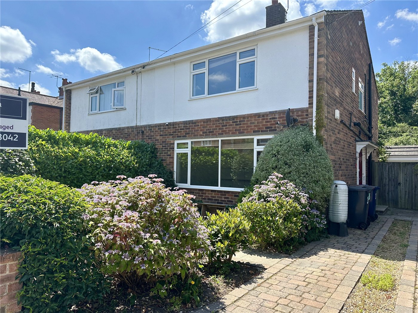 Edward Road, Farnham, Surrey, GU9
