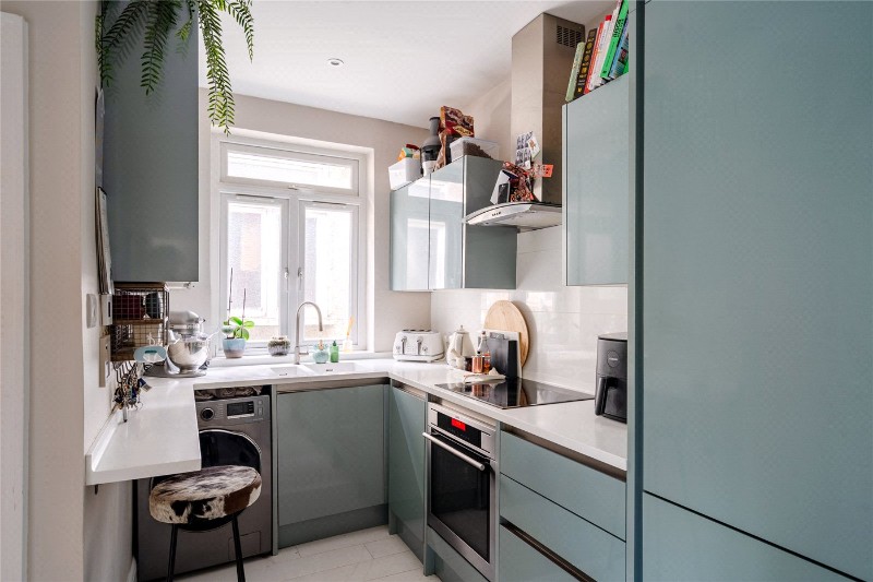 Broadlands Avenue, London, SW16