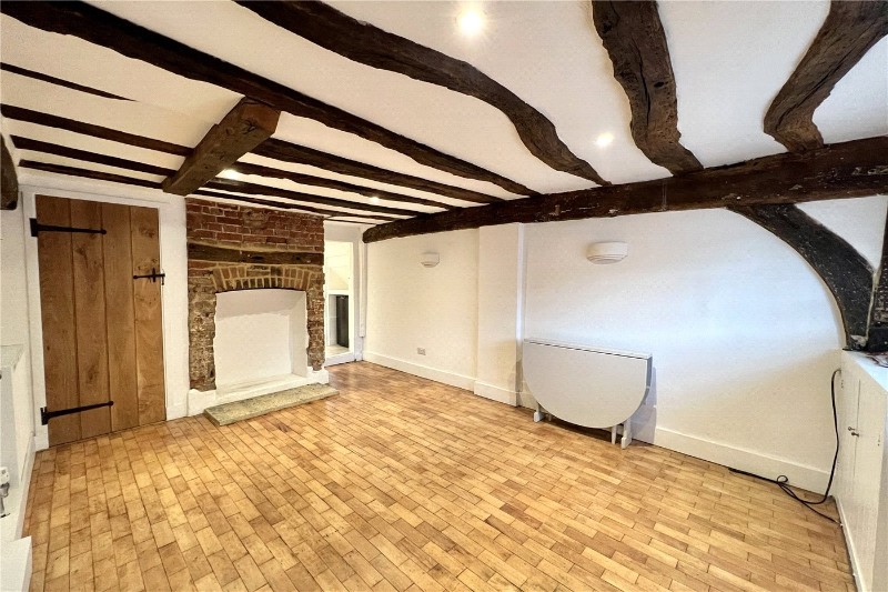 Aylesbury End, Beaconsfield, HP9