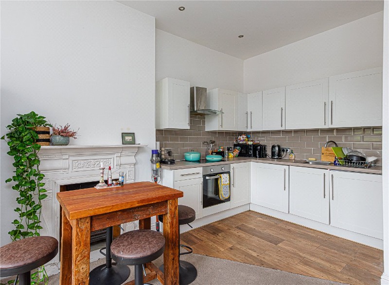 Kings Parade, Okehampton Road, London, NW10