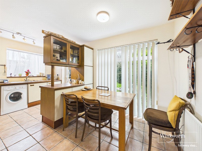 Lea Close, Reading, Berkshire, RG30