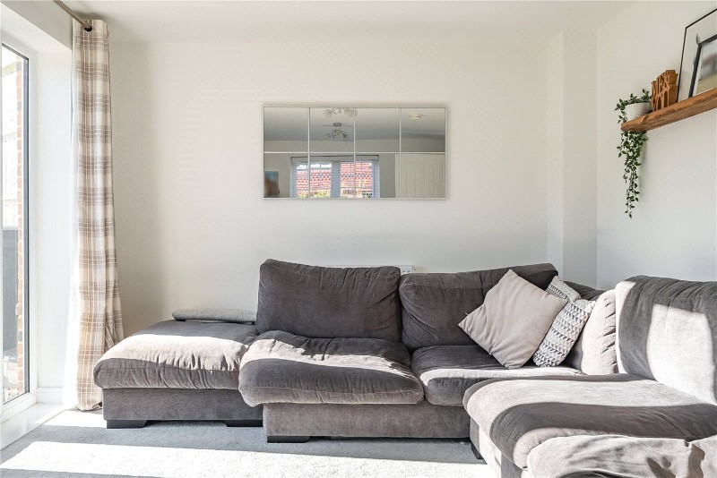 Keepsake Close, Farnham, Surrey, GU9