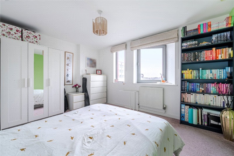 High Street, London, E15