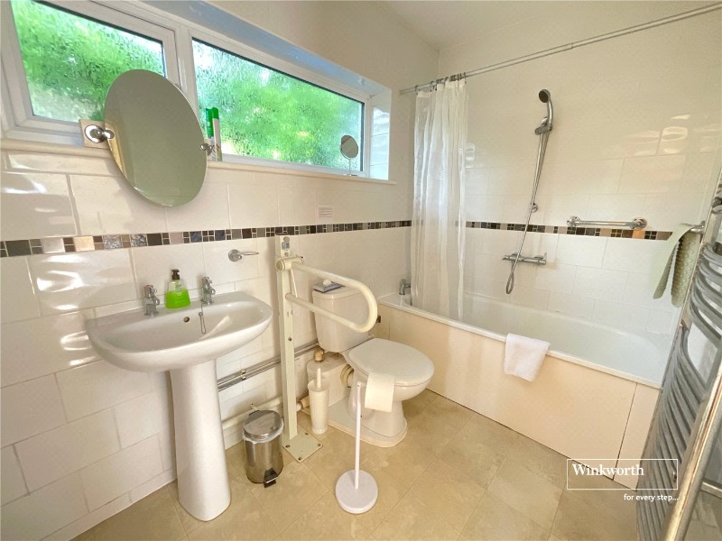 Smugglers Lane North, Highcliffe, Dorset, BH23