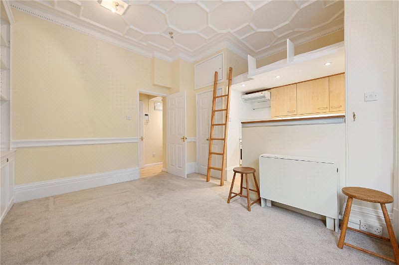 Airlie Gardens, Kensington, London, W8