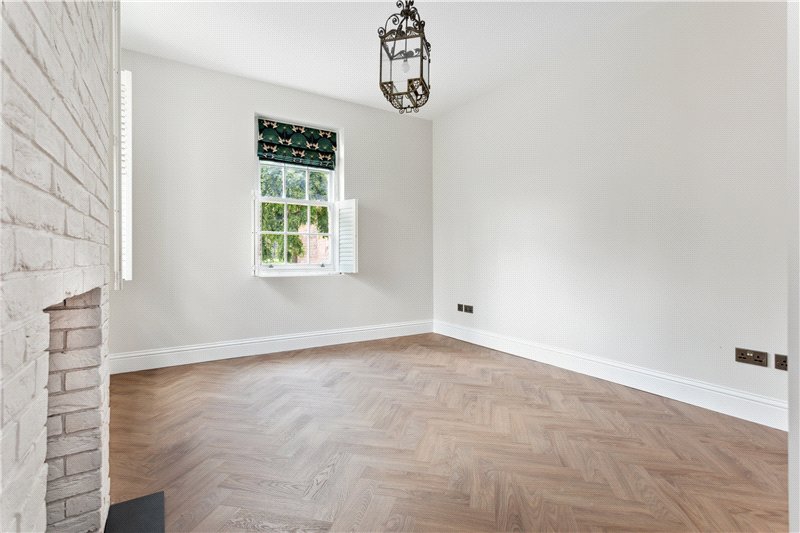 Dugard Way, London, SE11
