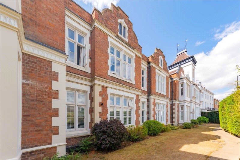 Squirhill Place, Russell Terrace, Leamington Spa, Warwickshire, CV31