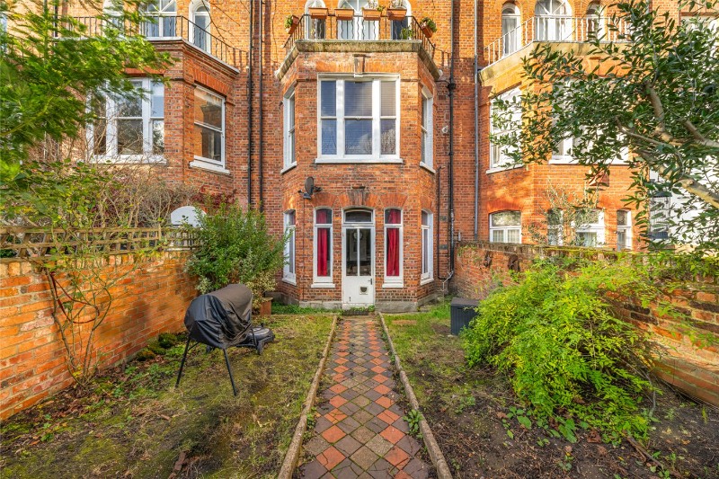 Canfield Gardens, London, NW6