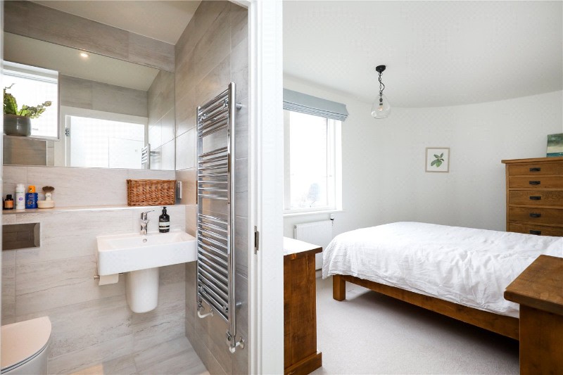 Relph Court, Kenneth Way, London, W5