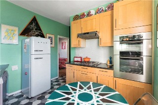 South Lambeth Road, London, SW8