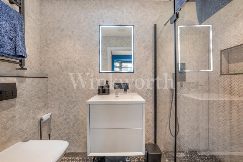 North End Road, London, NW11