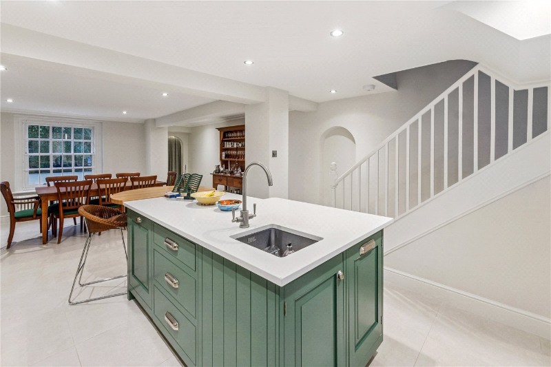 Chepstow Road, London, W2