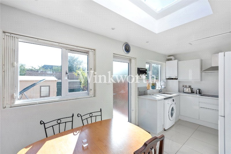 Ash Grove, London, N13
