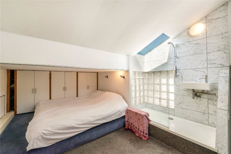Archway Road, London, N6