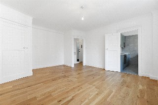 Vicarage Court, Vicarage Gate, London, W8