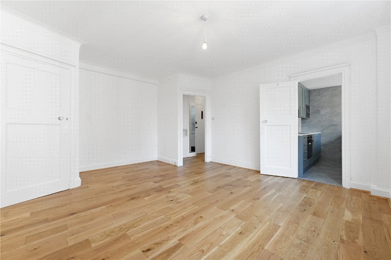 Vicarage Court, Vicarage Gate, London, W8