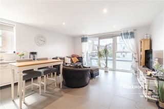 Warren Edge Close, Bournemouth, Dorset, BH6