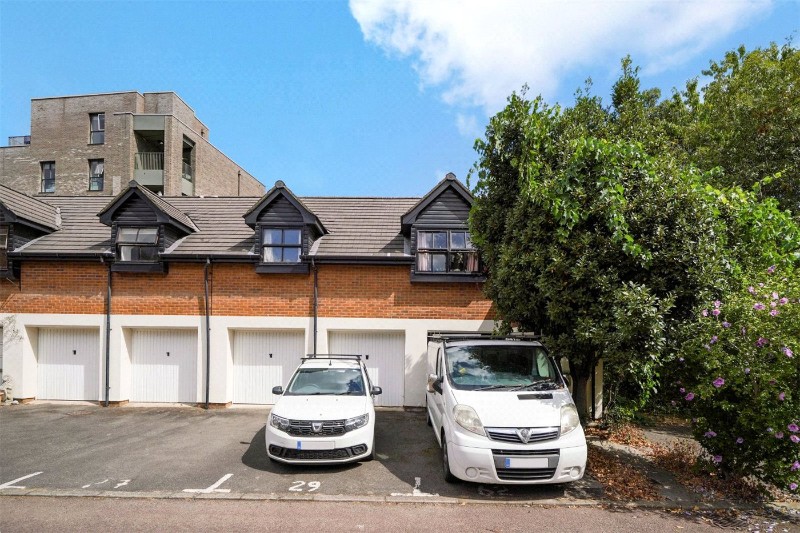Moriatry Close, London, N7