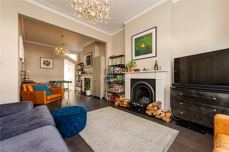 Leighton Gardens, London, NW10
