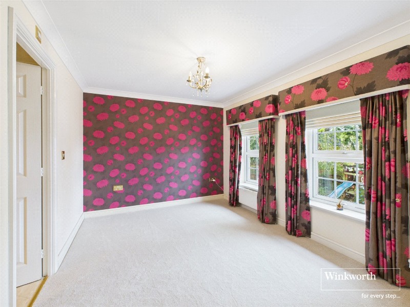 Rosyth Gardens, Newbury, Berkshire, RG14
