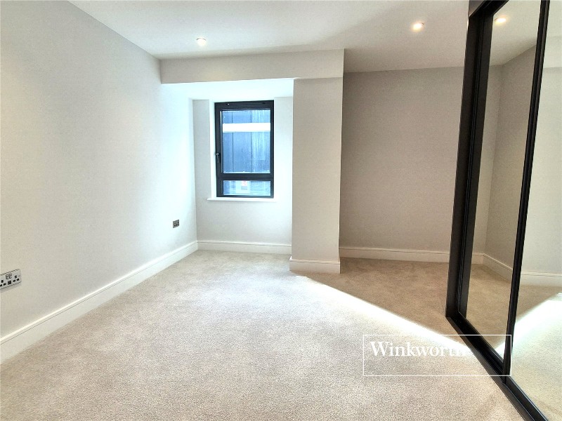 Cockfosters Road, Cockfosters, EN4