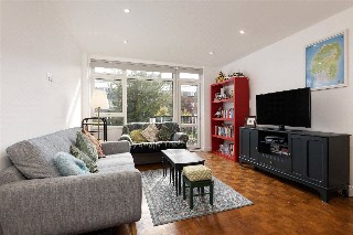 Carlton Drive, London, SW15