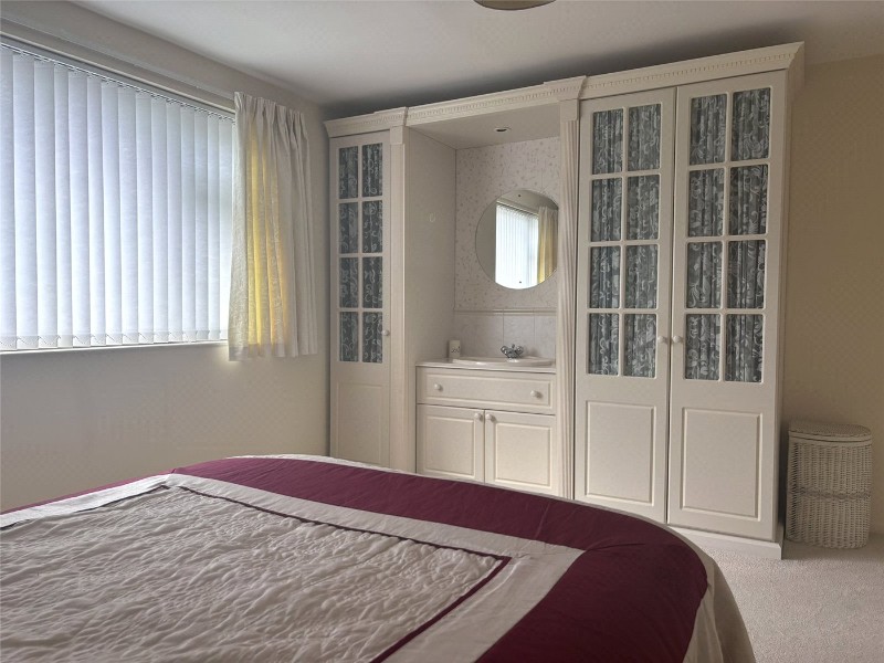 High Street, Worton, Devizes, Wiltshire, SN10