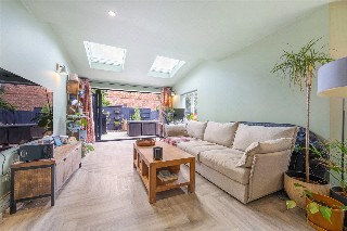 Lordship Lane, East Dulwich, London, SE22