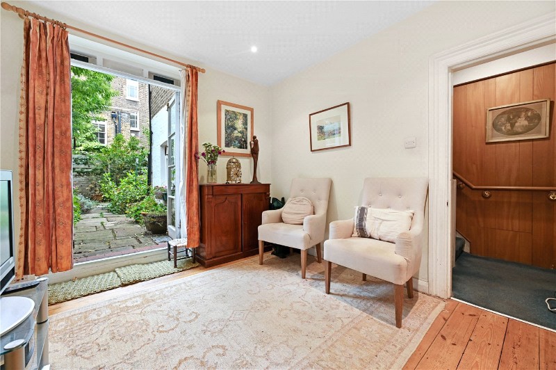 Cope Place, London, W8