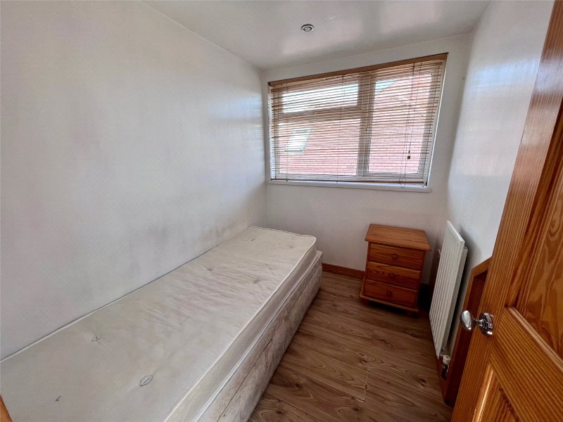 Portsmouth Road, Thames Ditton, Surrey, KT7