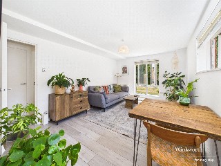 Woodburn Close, Hendon, London, NW4