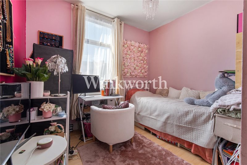 Greyhound Road, London, N17