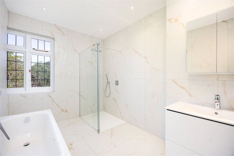 Westmead, London, SW15