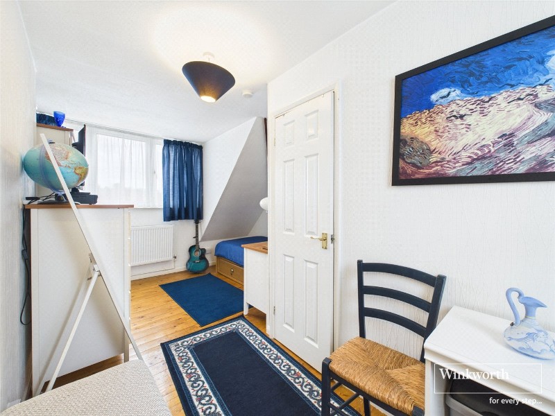 Holders Hill Gardens, London, NW4