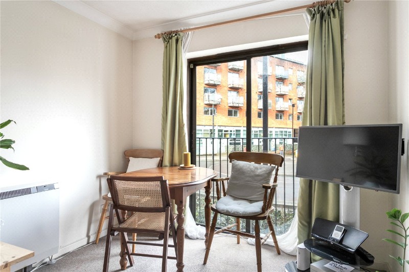 Tinniswood Close, London, N5
