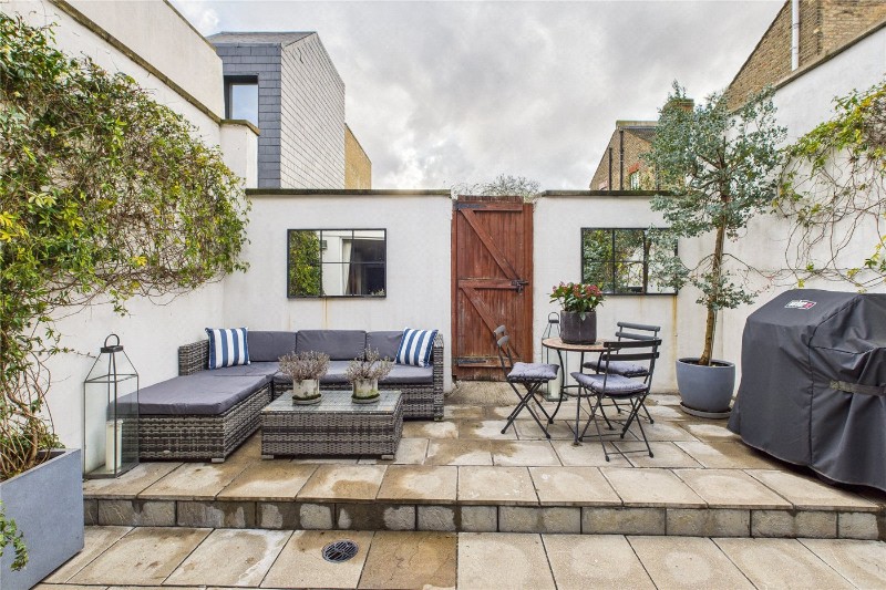 Morrish Road, London, SW2