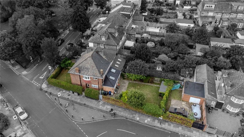 St. Dunstans Gardens, London, W3