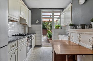 Kempshott Road, London, SW16