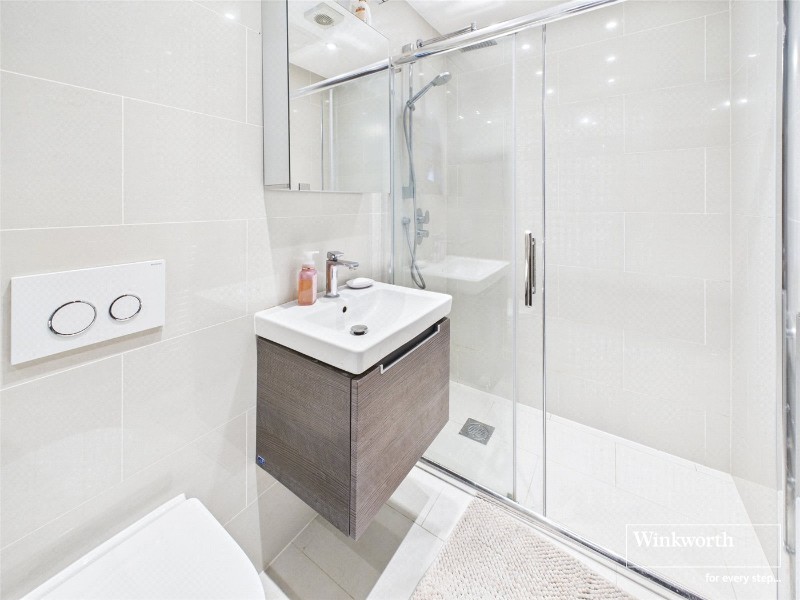 Ashley Lane, Hendon, London, NW4