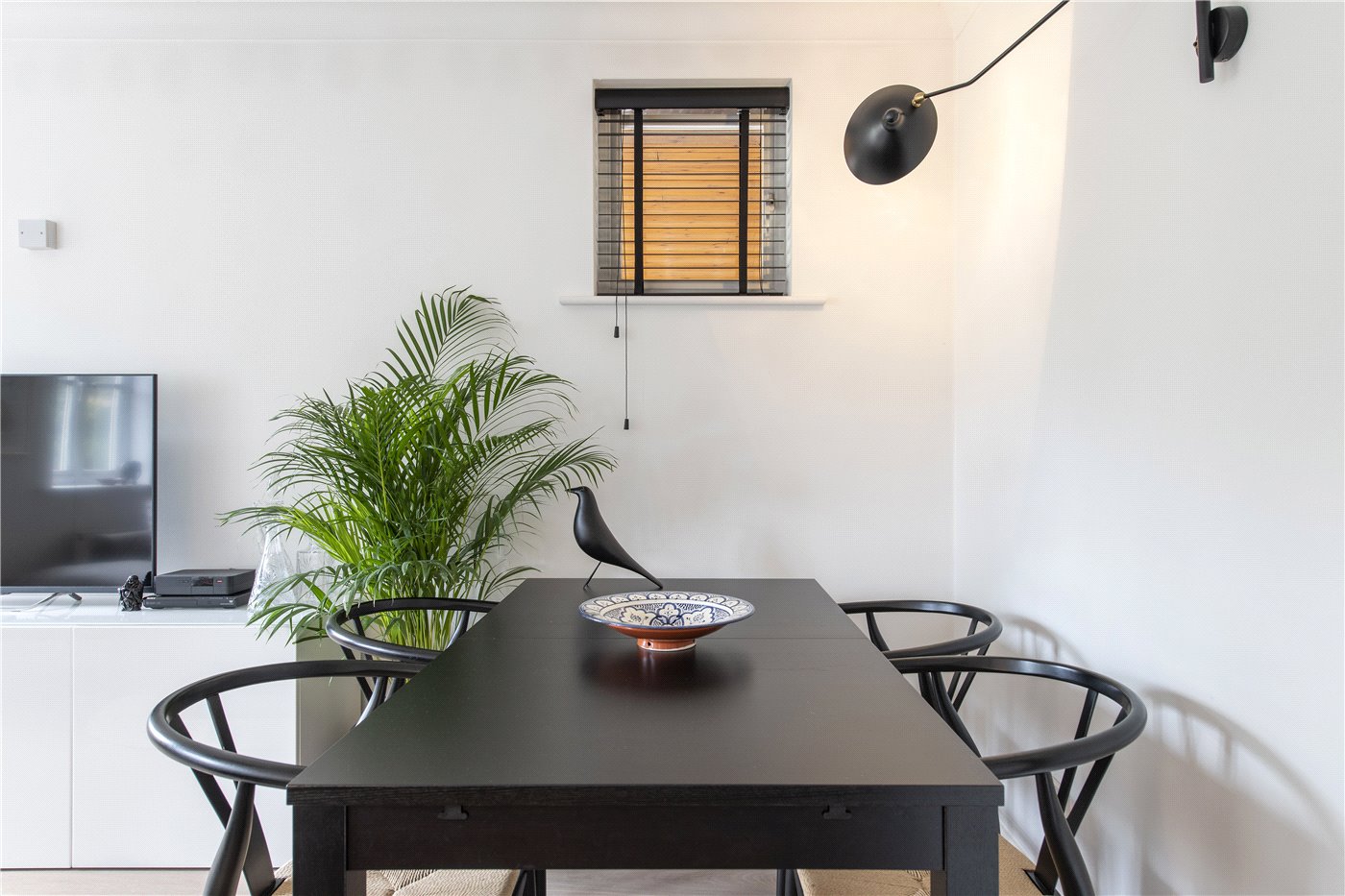 Dining Detail